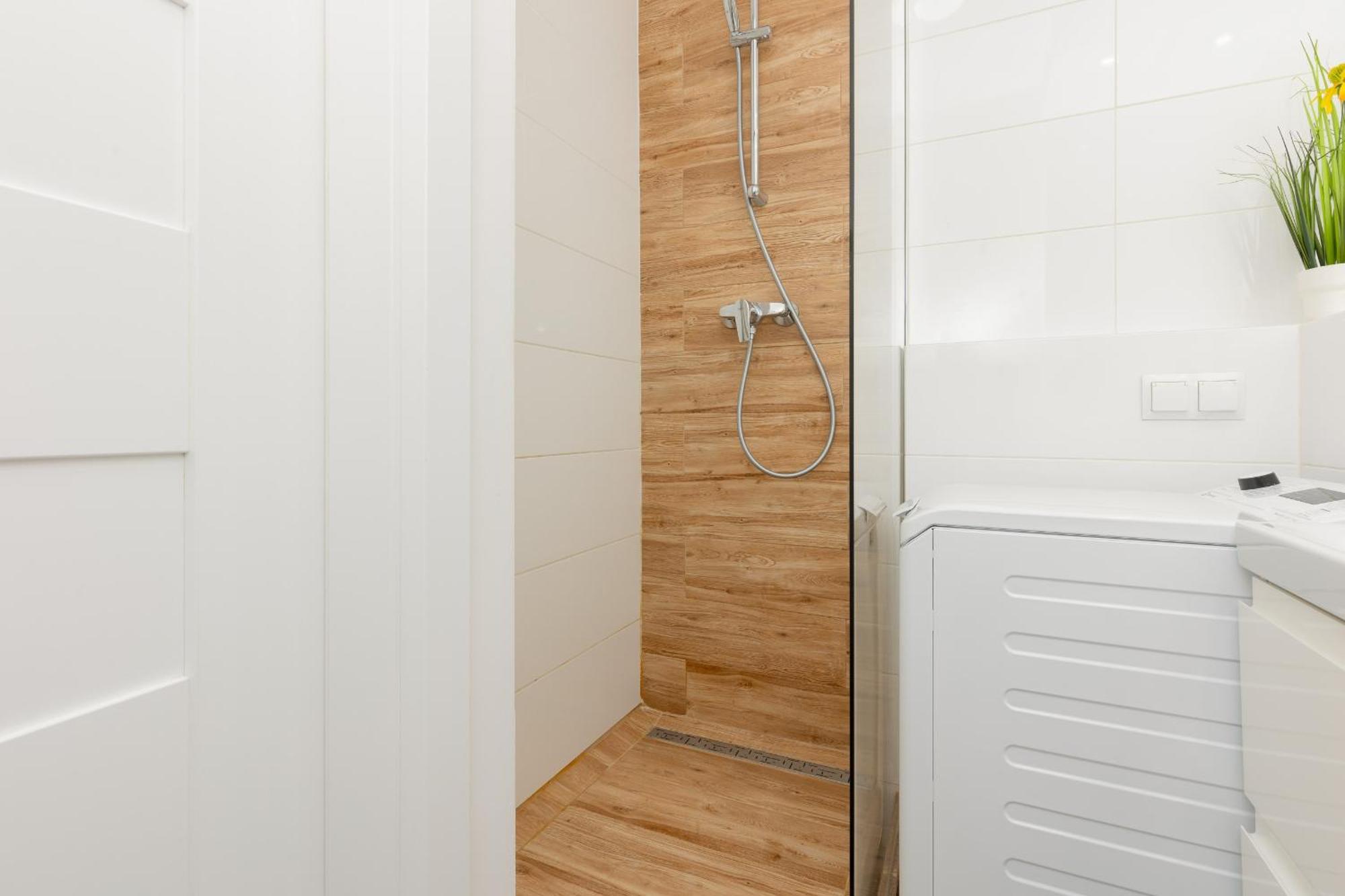 Apartament Bright And Quiet Studio With Balcony In The Center Of By Renters